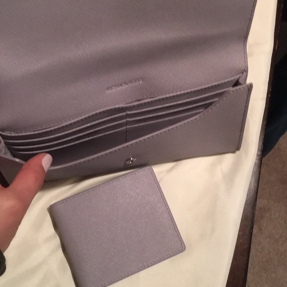 Michael Kors Leather Wallet - Picture 6 of 7